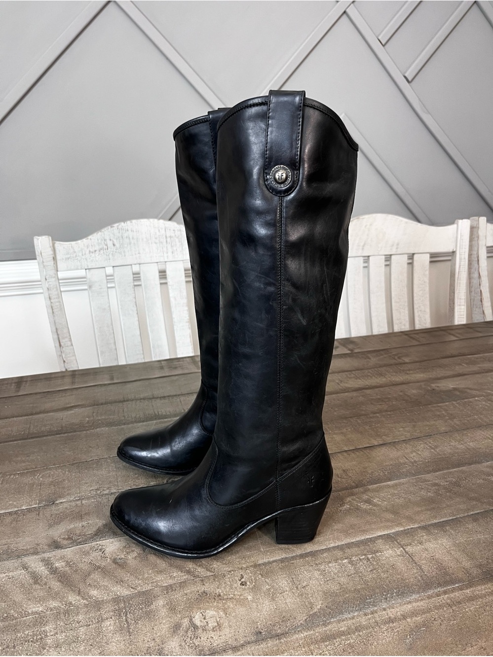 Frye Women's LeatherBlack
Jackie Button Tall Western
Riding Boots, Size 8